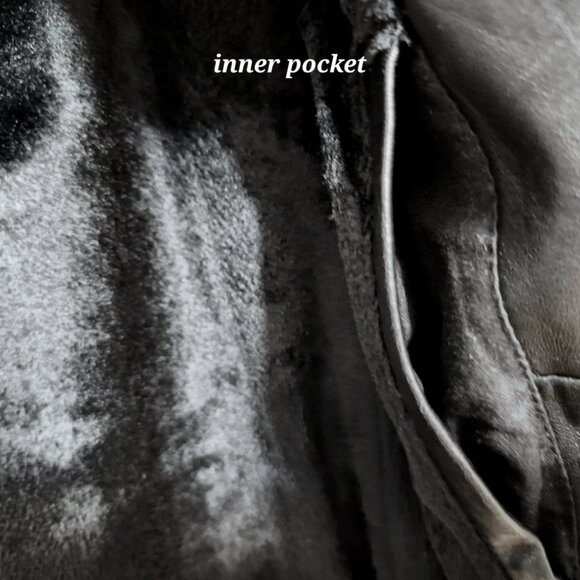 Danier Black Leather Trench Coat with winter lining size 6-8 - Picture 8 of 15